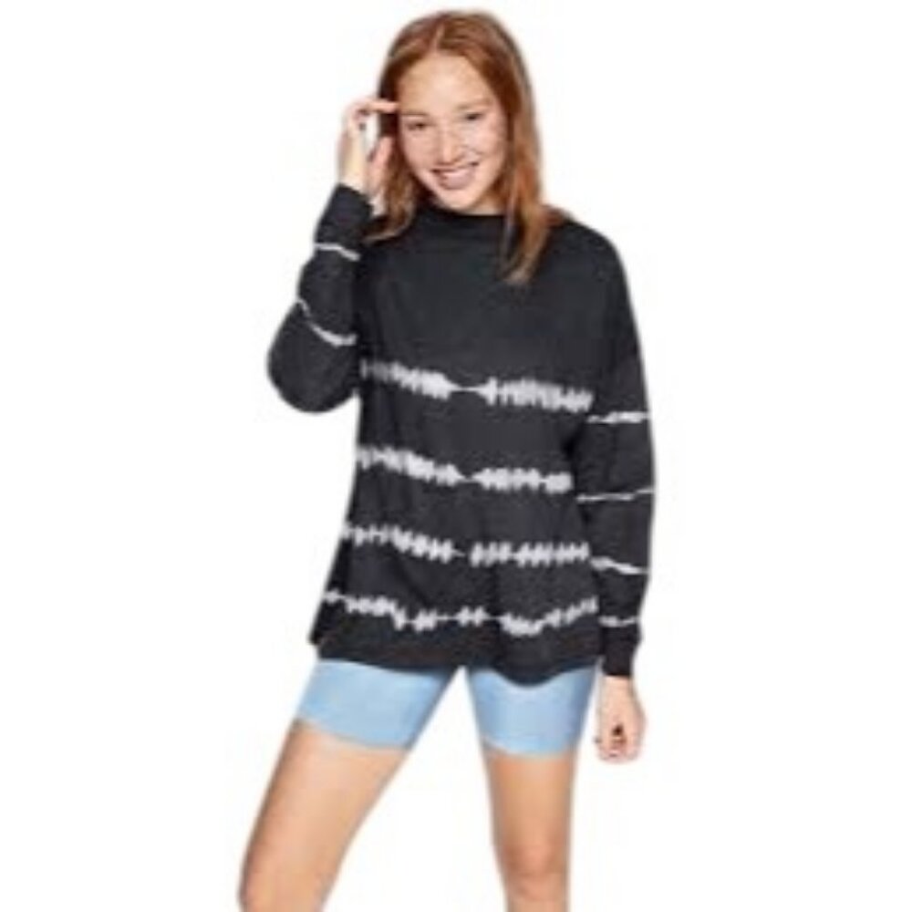 PINK Victoria's Secret Gray Tie Dye Oversized Long Sleeve T-shirt